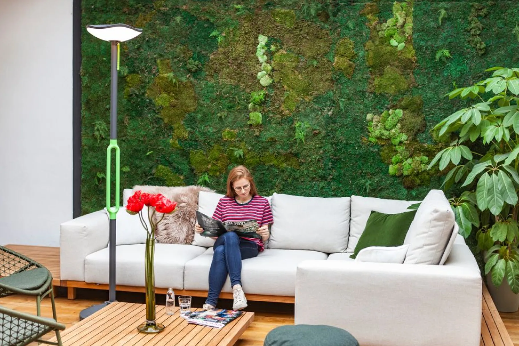 ohgreen Poppy solar lamp grijs led 8w